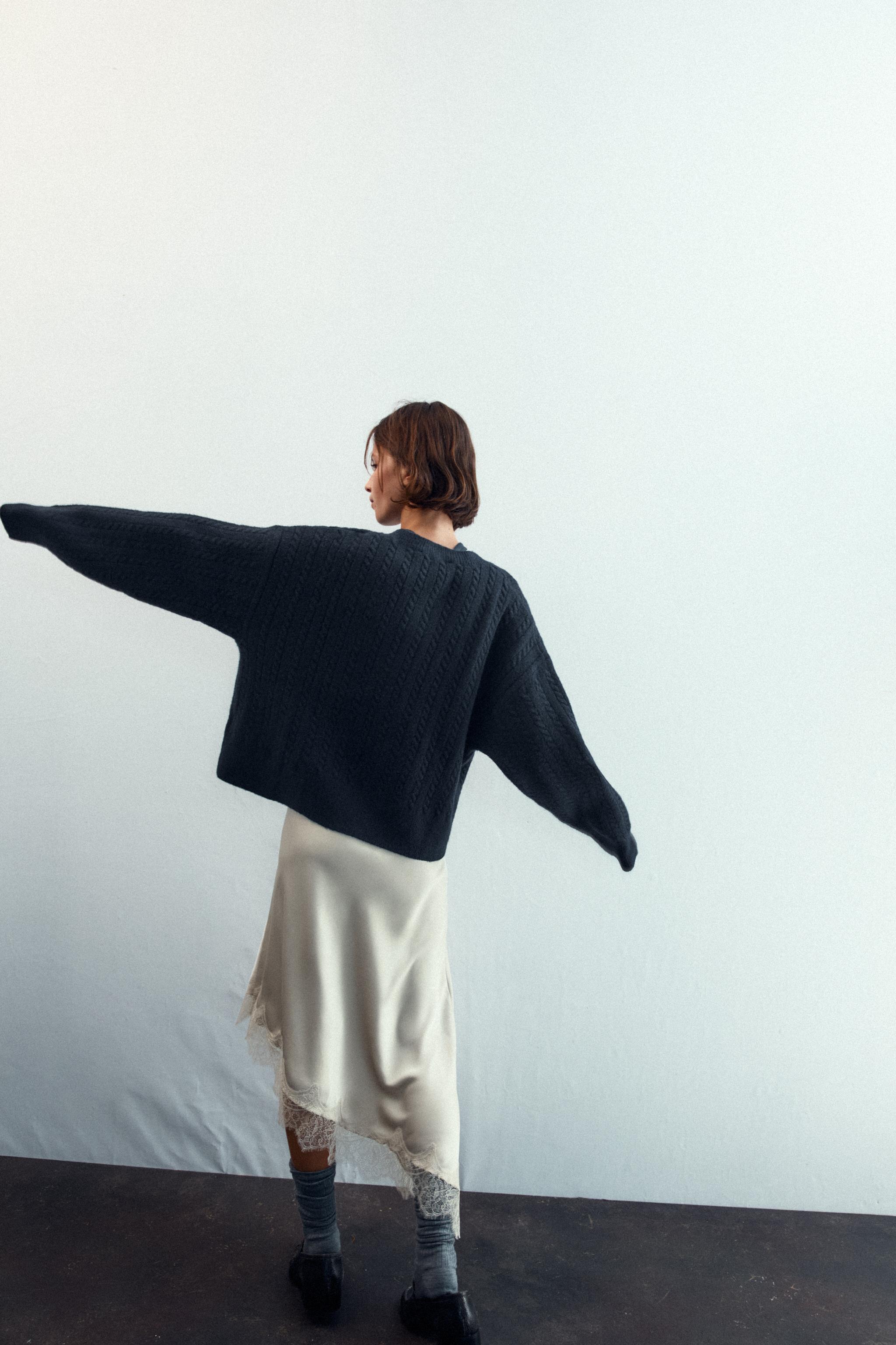 LACE SATIN EFFECT SKIRT